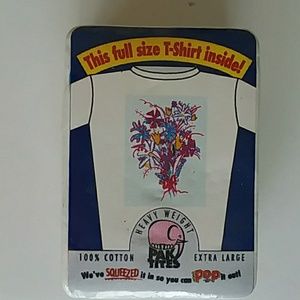 Pak tites extra large heavy weight tee Floral